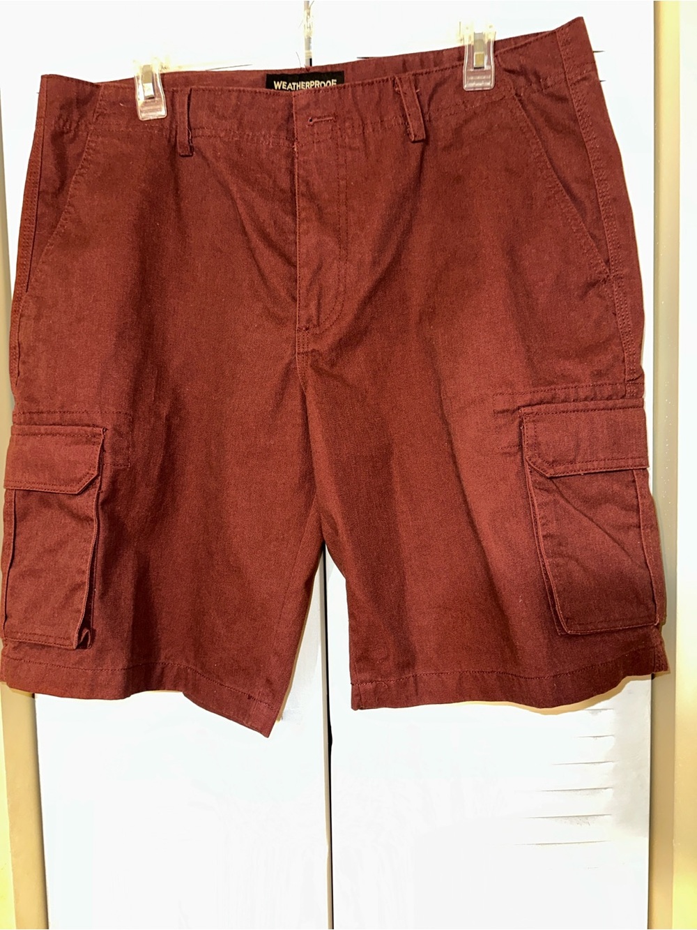 Weatherproof Vintage Men's Cargo Shorts Size 36 - Rust / Maroon